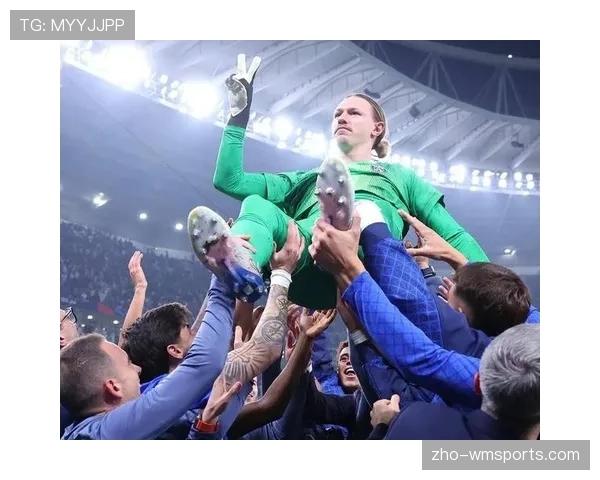 克瓦拉茨赫利亚1640万欧年薪 巴黎边锋欧冠助攻登贝莱破门